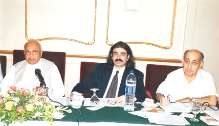 3rd EOGM - Aug 2001 — photograph 3